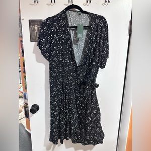Wild fable star wrap dress